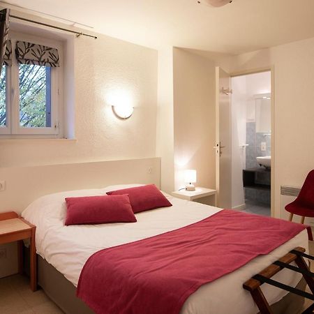 Logis Chez Germaine Hotel Geus-d'Oloron Exterior photo